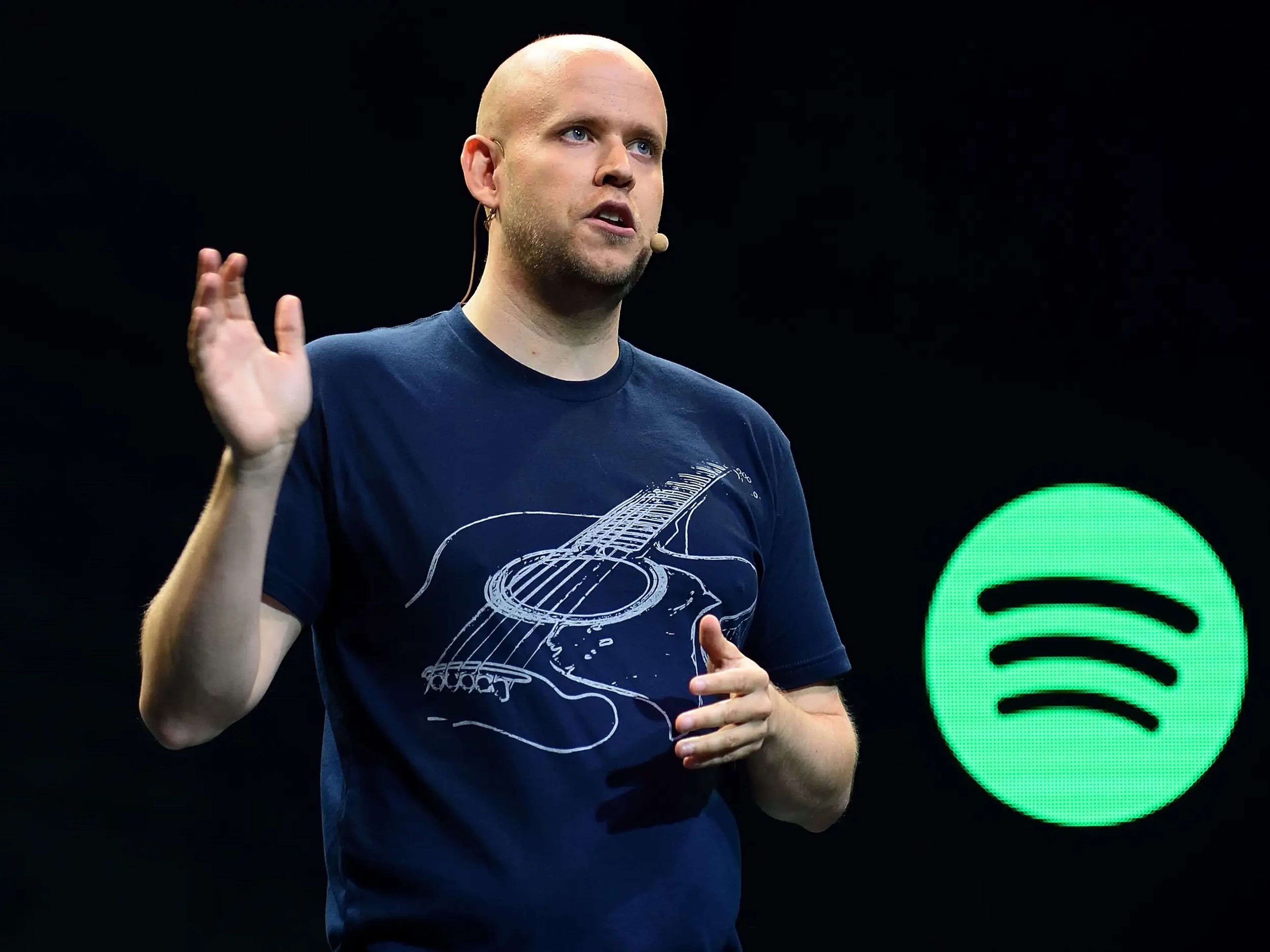 El CEO de Spotify, Daniel Ek, describió los cambios de Apple como una "clase magistral de distorsión".
