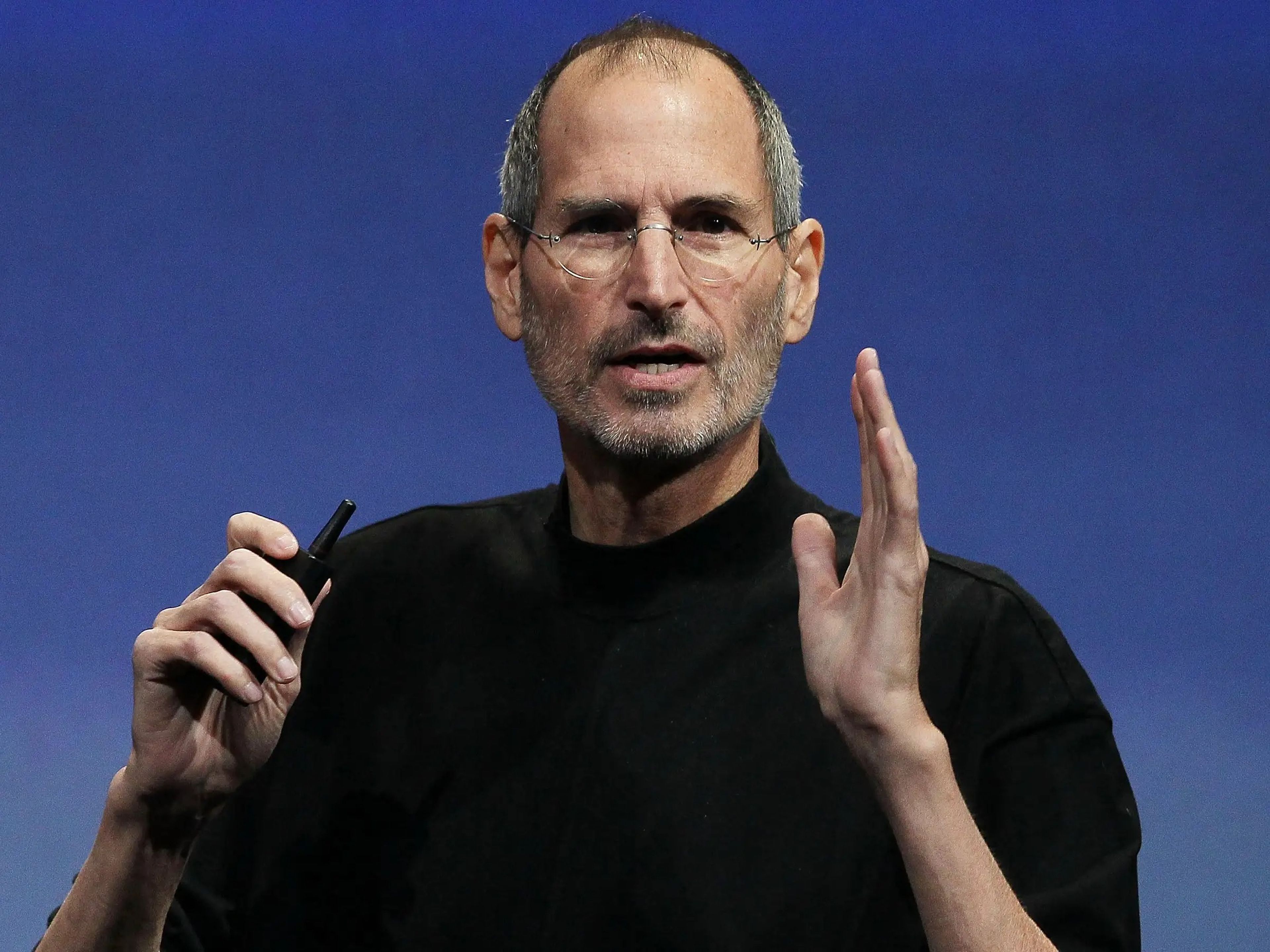 Steve Jobs dijo una vez que los gestores profesionales que contrató en Apple eran "idiotas". 