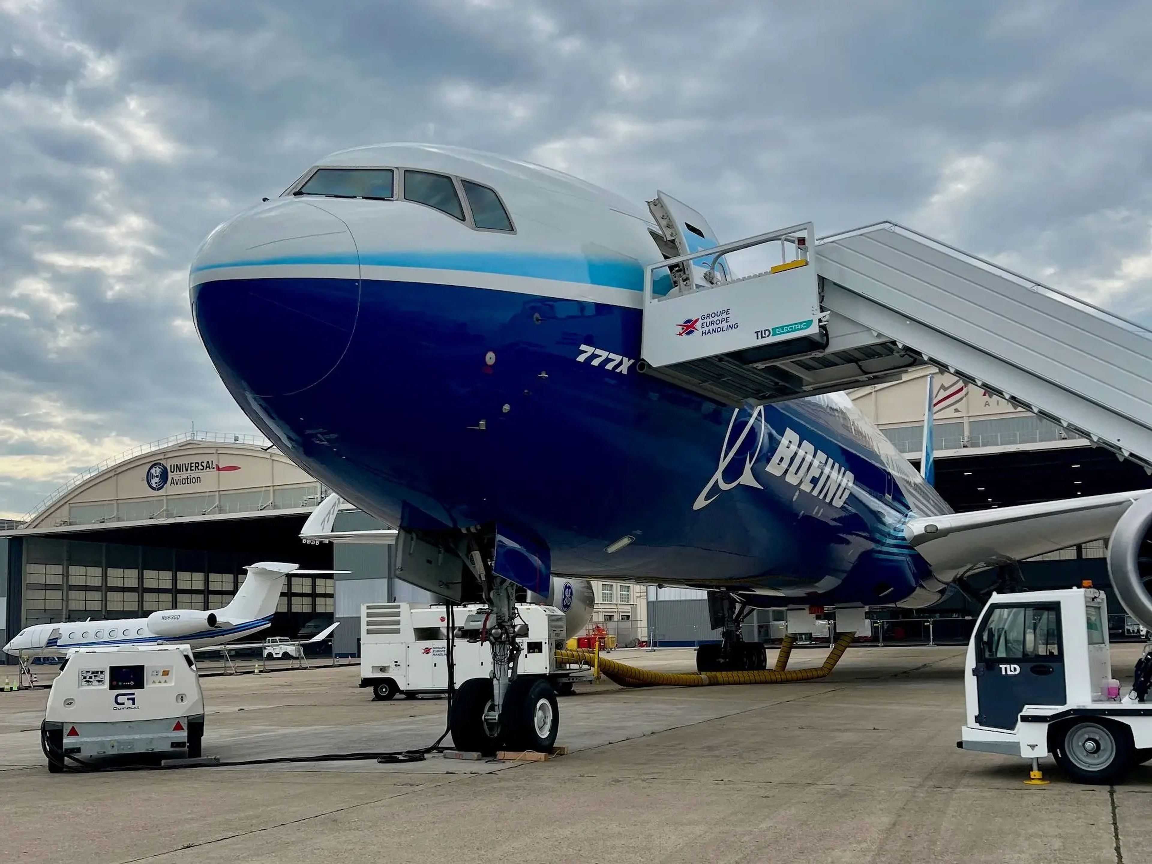 Avión Boeing 777X expuesto en el Salón Aeronáutico de París en junio de 2023.