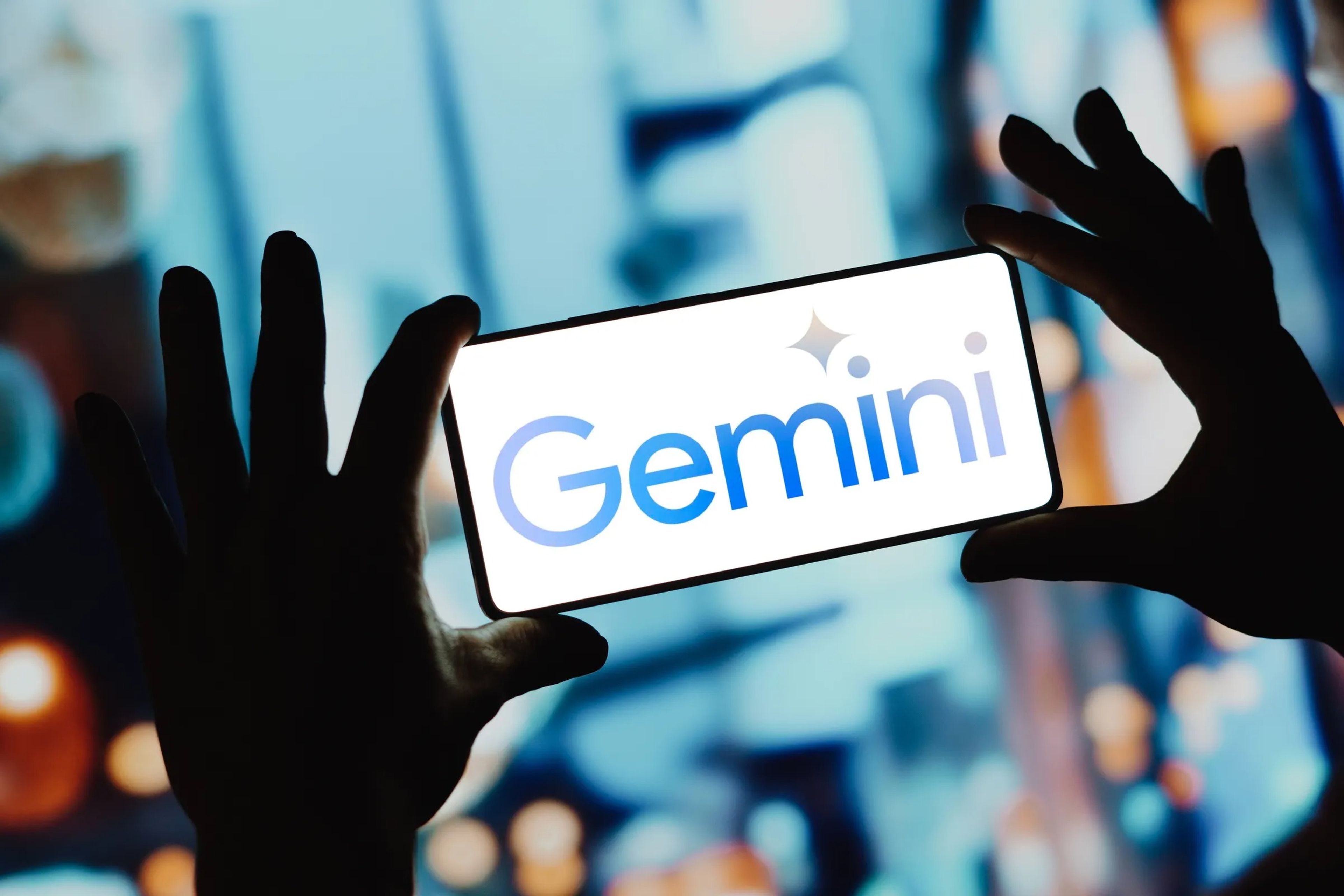 El logo del asistente de inteligencia artificial de Google, Gemini, en la pantalla de un smartphone.