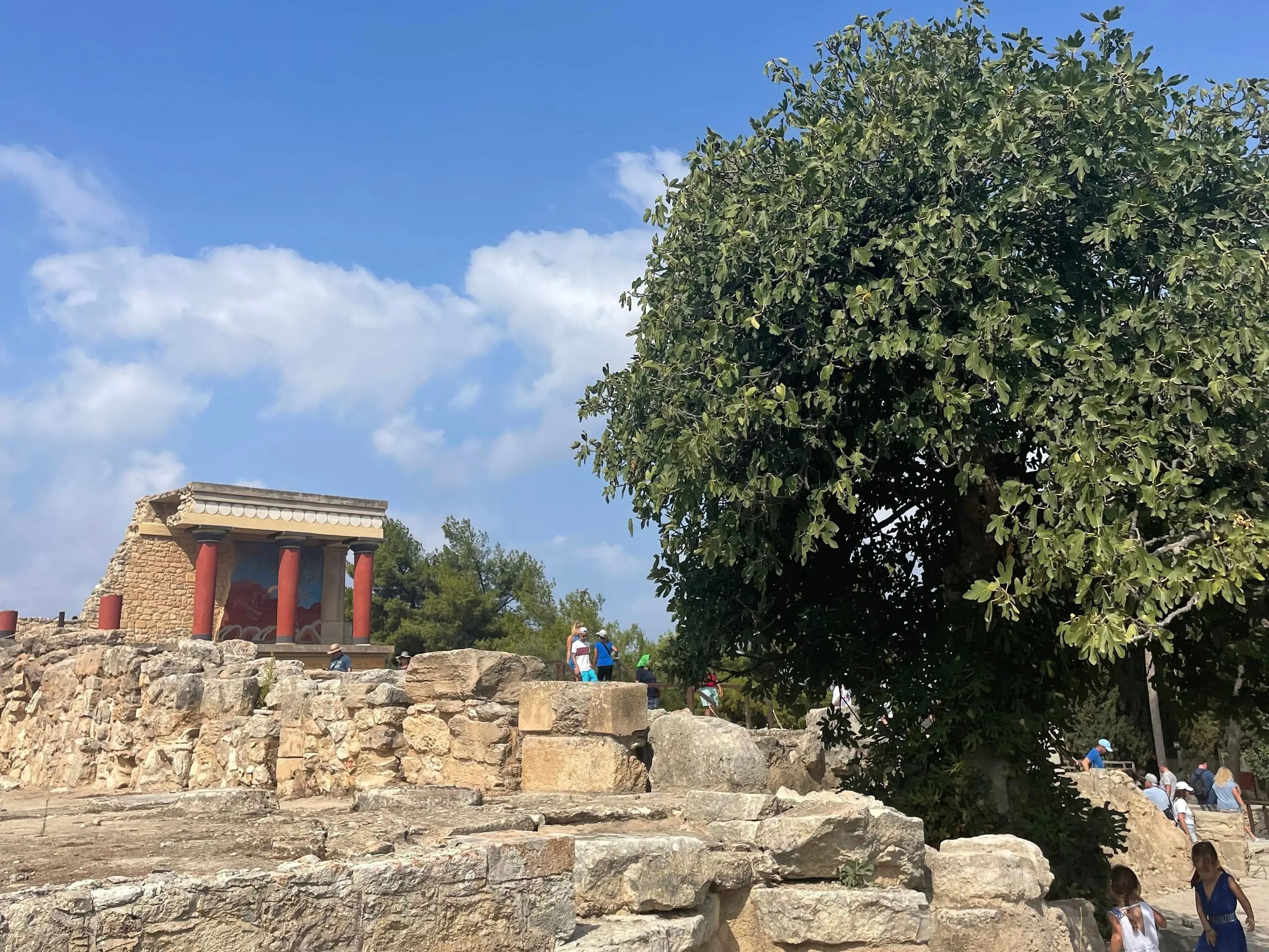 knossos monument in crete greece