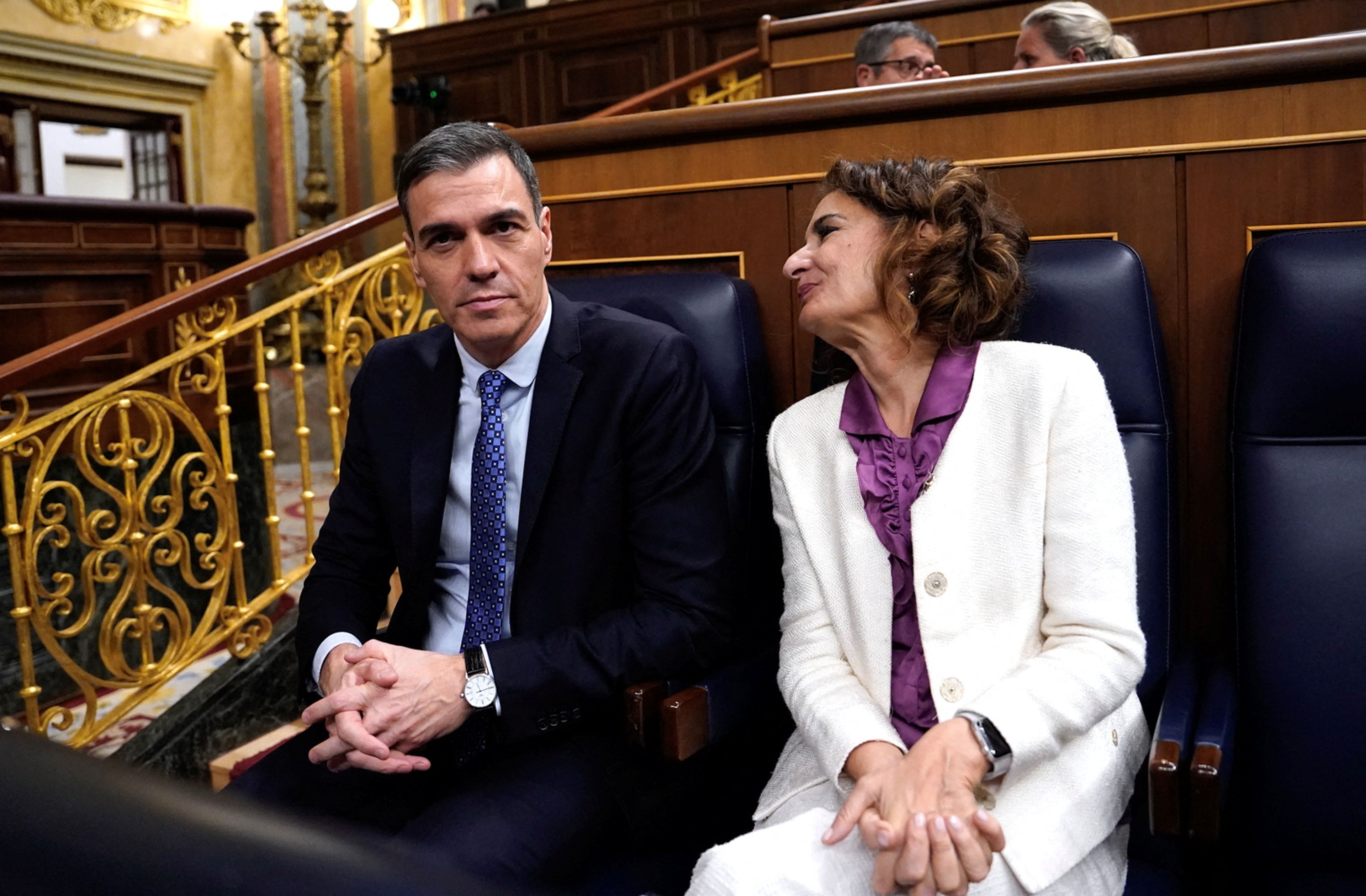 El presidente del Gobierno, Pedro Sánchez, y la ministra de Hacienda, María Jesús Montero