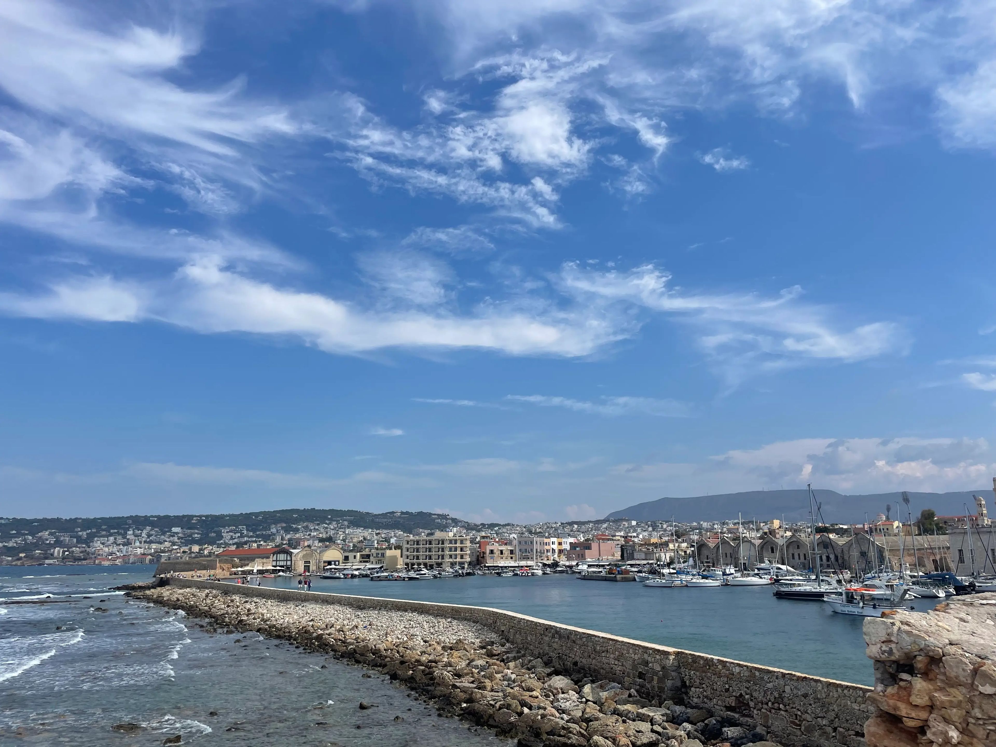 Las vistas desde el puerto de Chania eran increíbles.