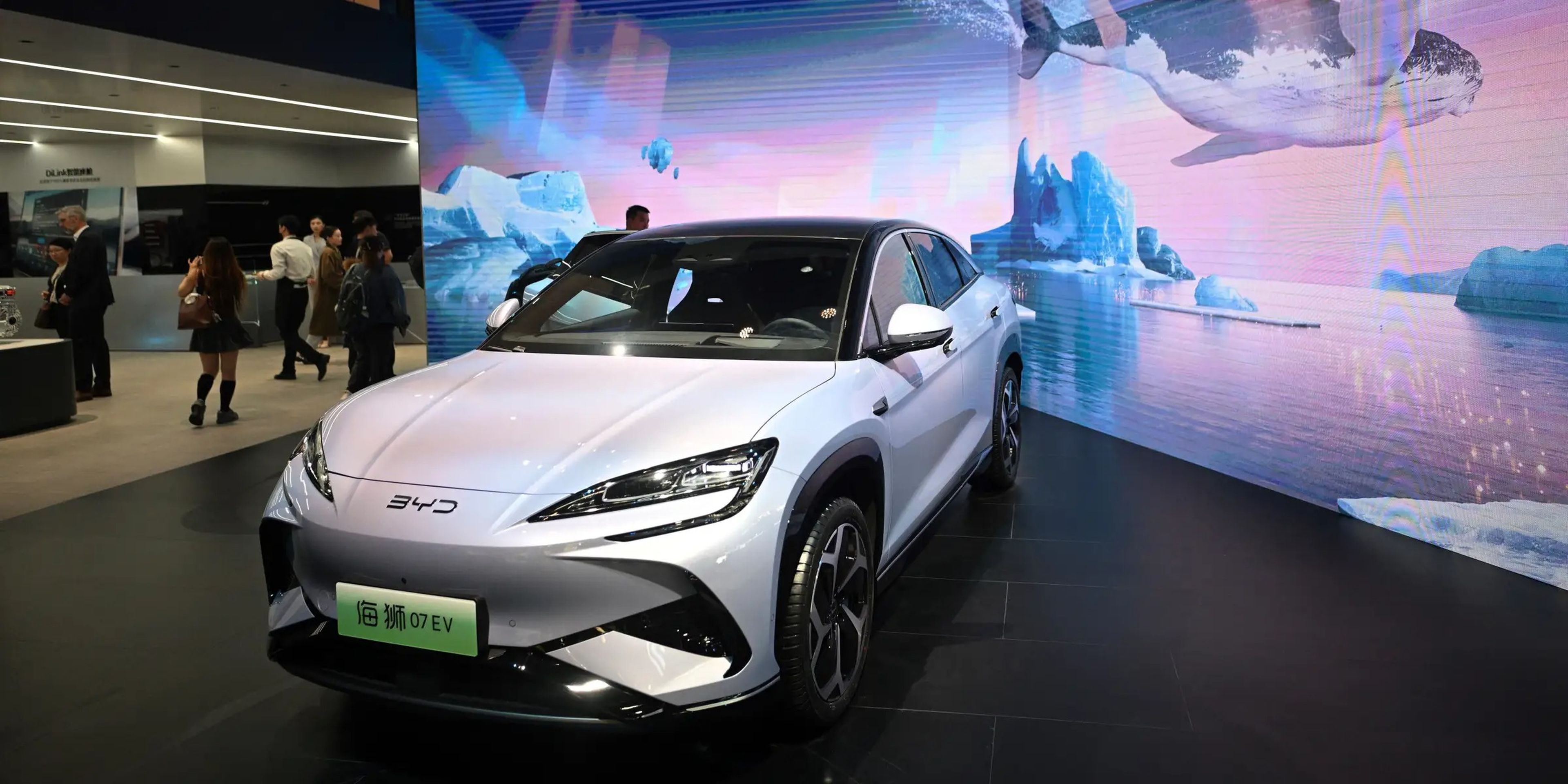 Un coche eléctrico modelo BYD 07 EV. BYD sigue siendo uno de los rivales más acérrimos de Tesla en China.