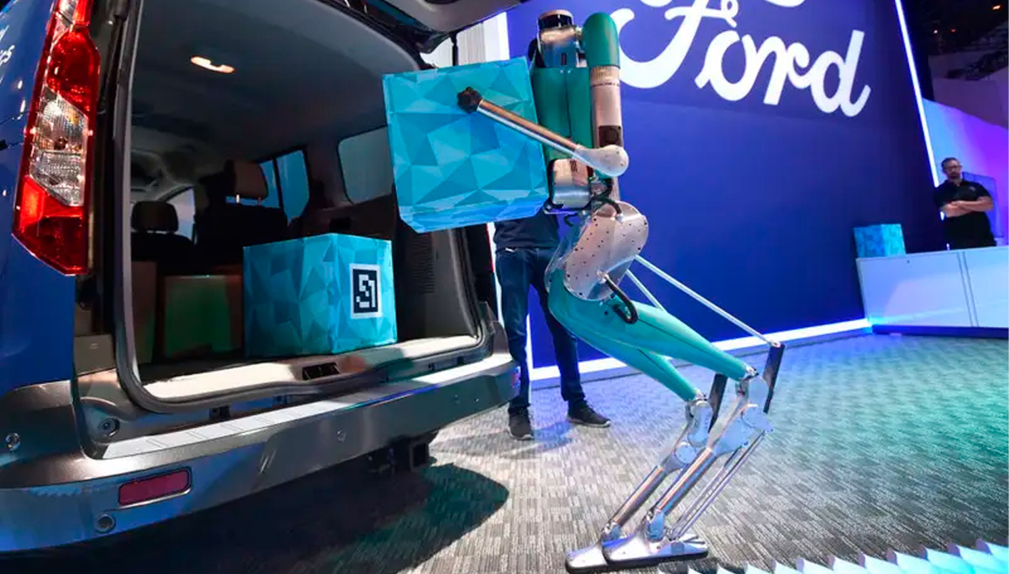 Digit, el robot bípedo de la empresa Agility Robotics, en el CES 2020 de Las Vegas.