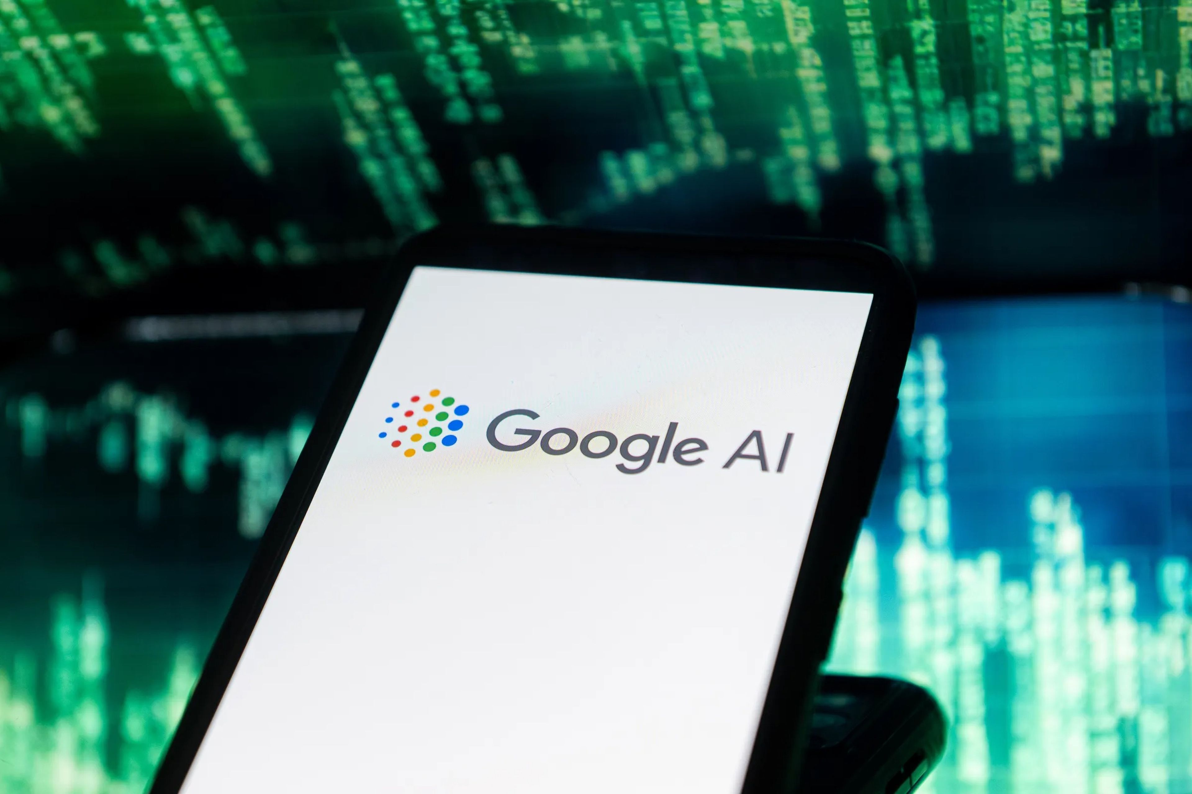 Logo de Google AI en la pantalla de un teléfono móvil.