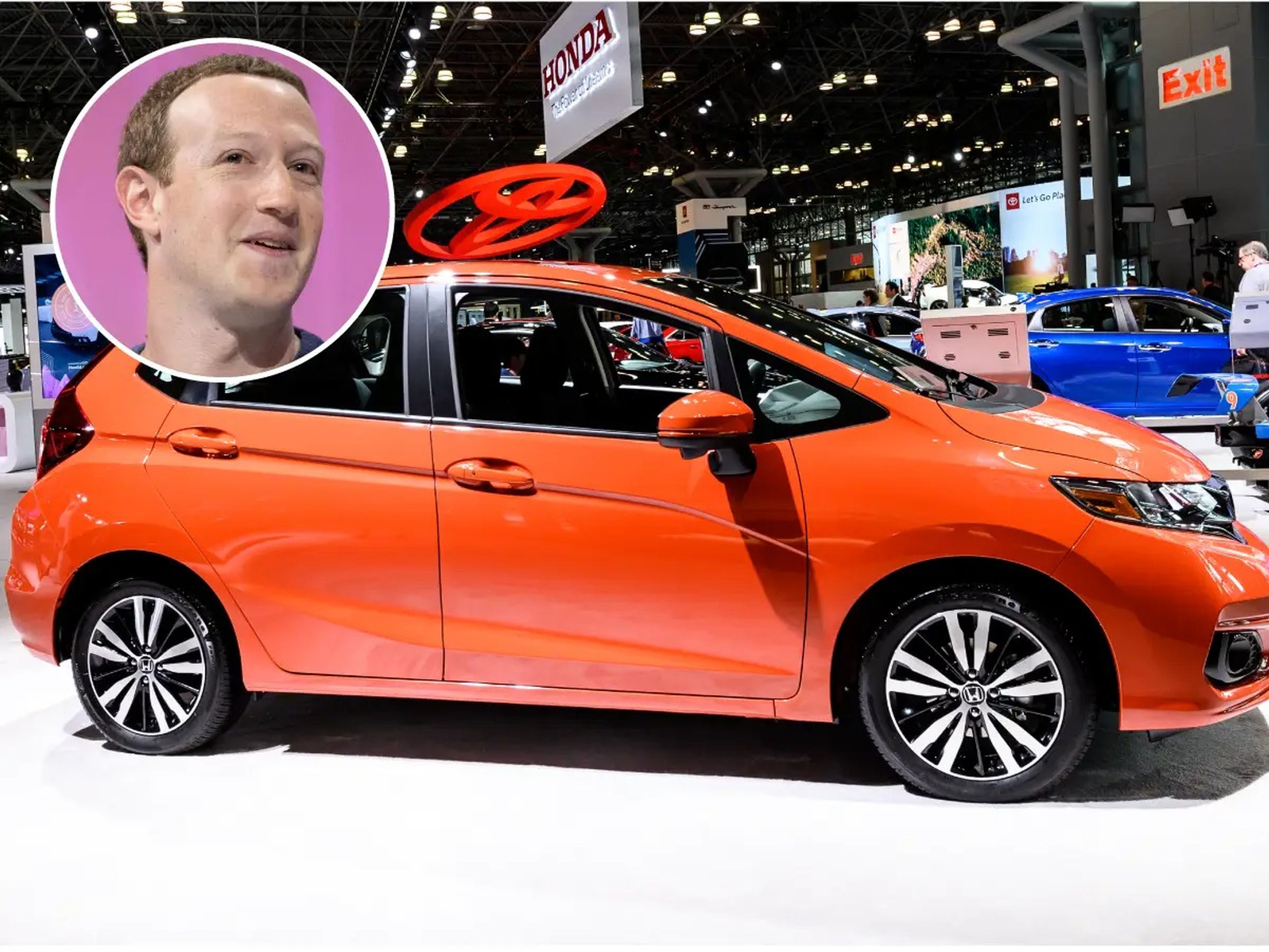 Un Honda Fit. No es el coche real de Mark Zuckerberg.