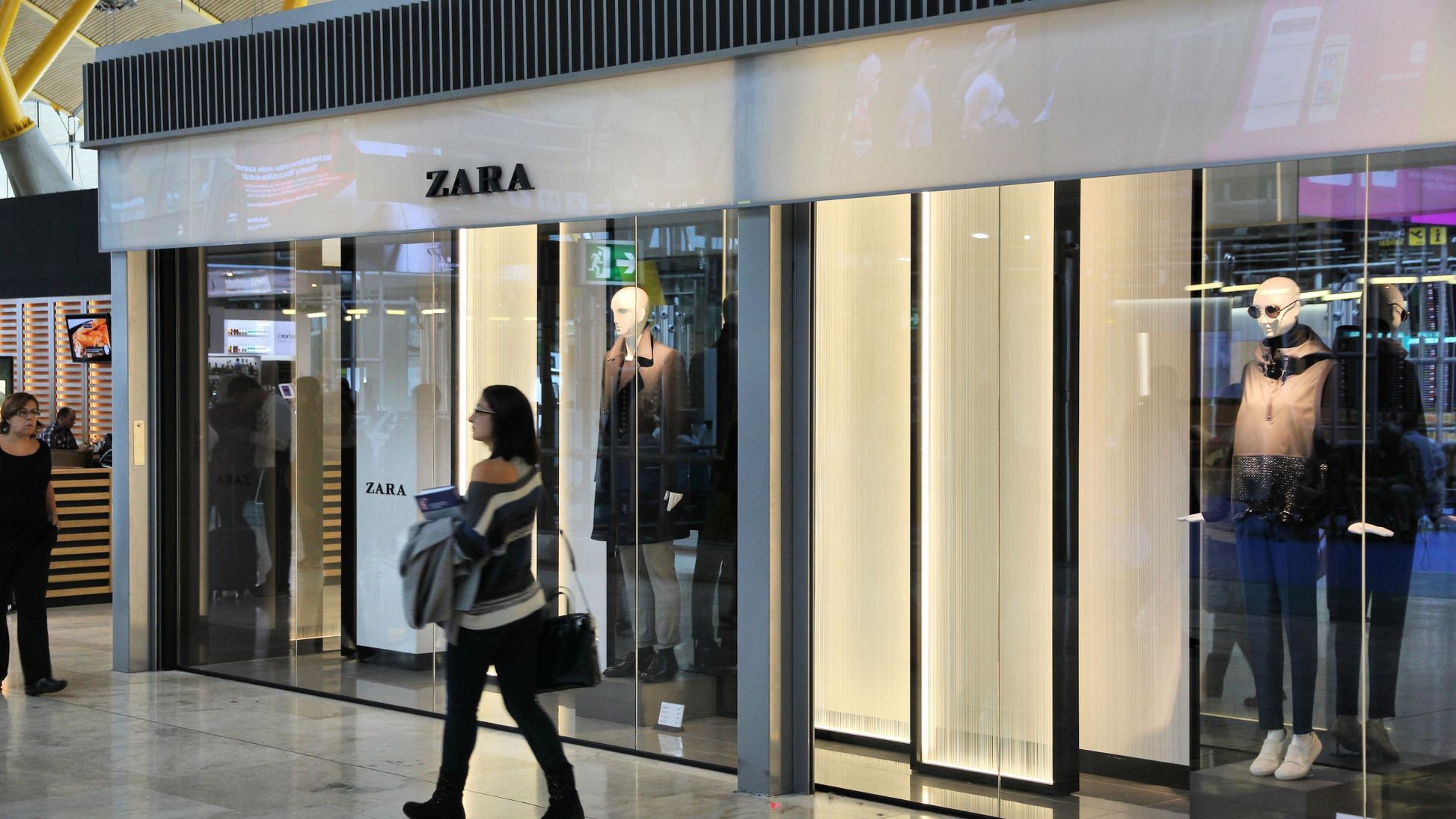 Una tienda de Zara en el aeropuerto de Barajas.