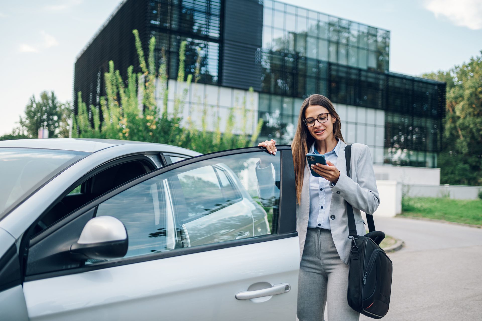 Dgt:  ¡Descubre Cómo Renovar Tu Carnet Gratis O Con Descuento! - guwg91l
