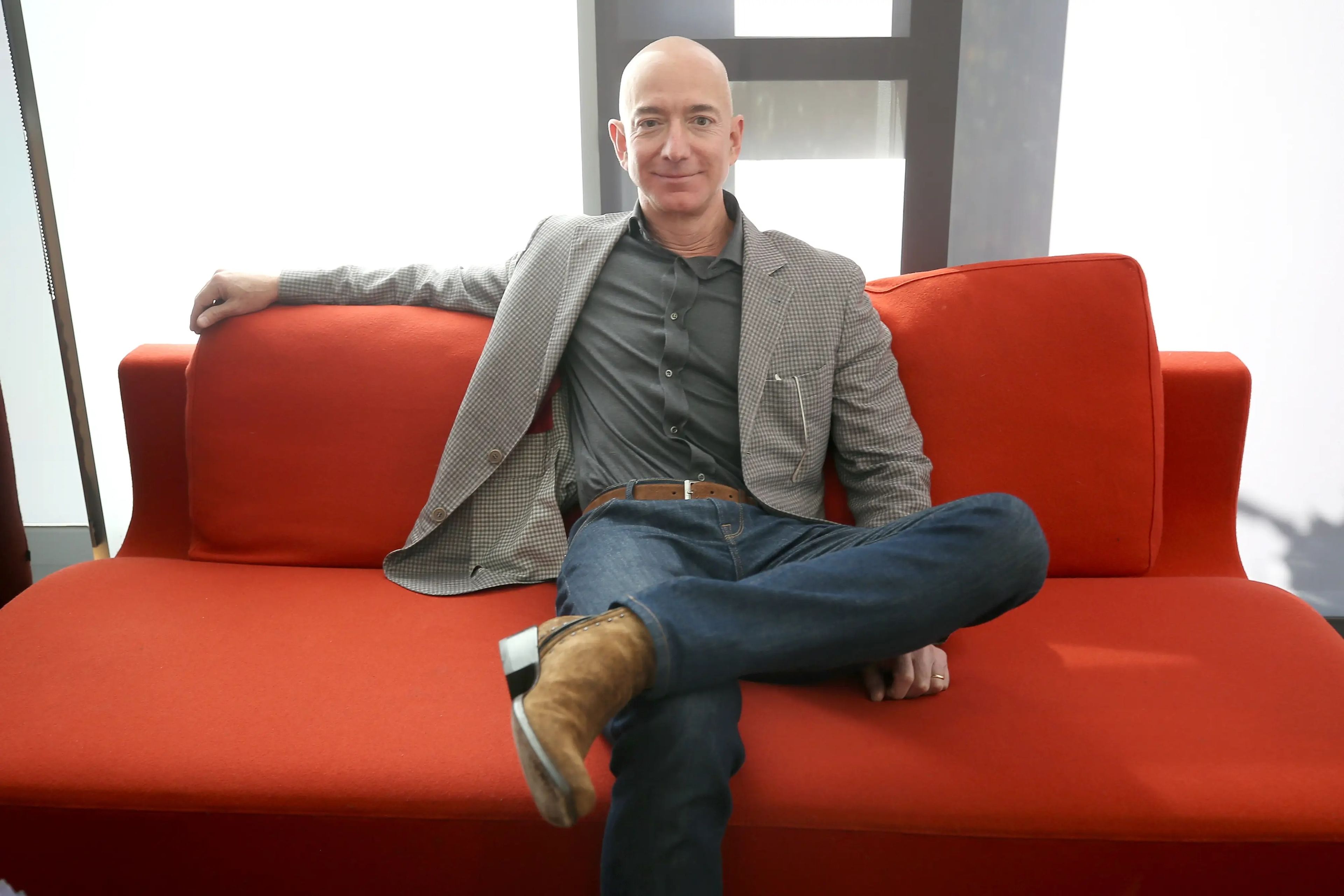 Jeff Bezos hace ejercicio casi todos los días.