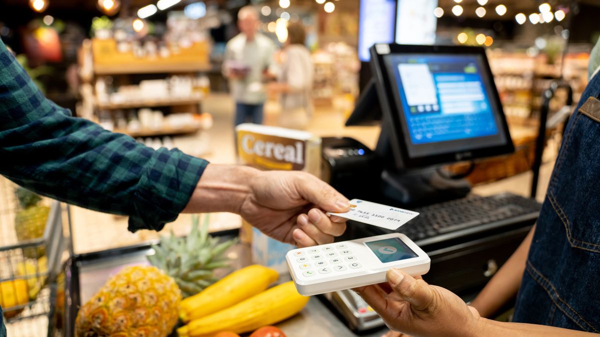 Un matemático explica cómo utilizan los supermercados los descuentos del 3x2: &quot;Que no te engañen&quot;