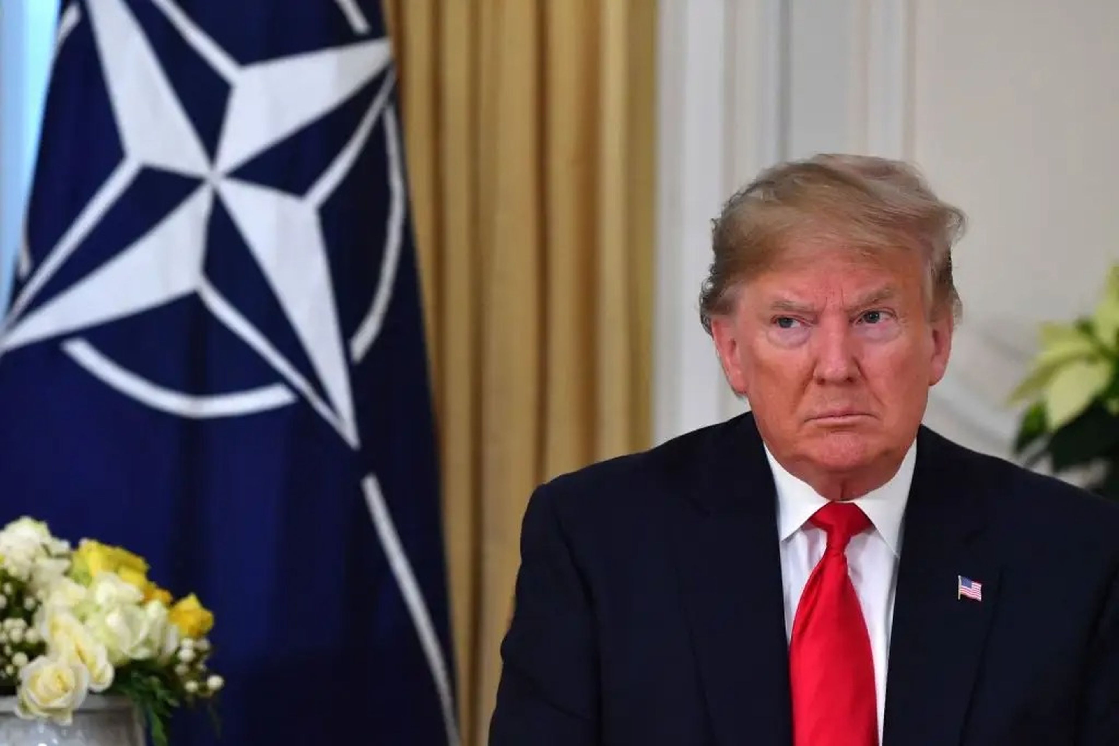 Trump habla durante una reunión en 2019 con el secretario general de la OTAN, Jens Stoltenberg.