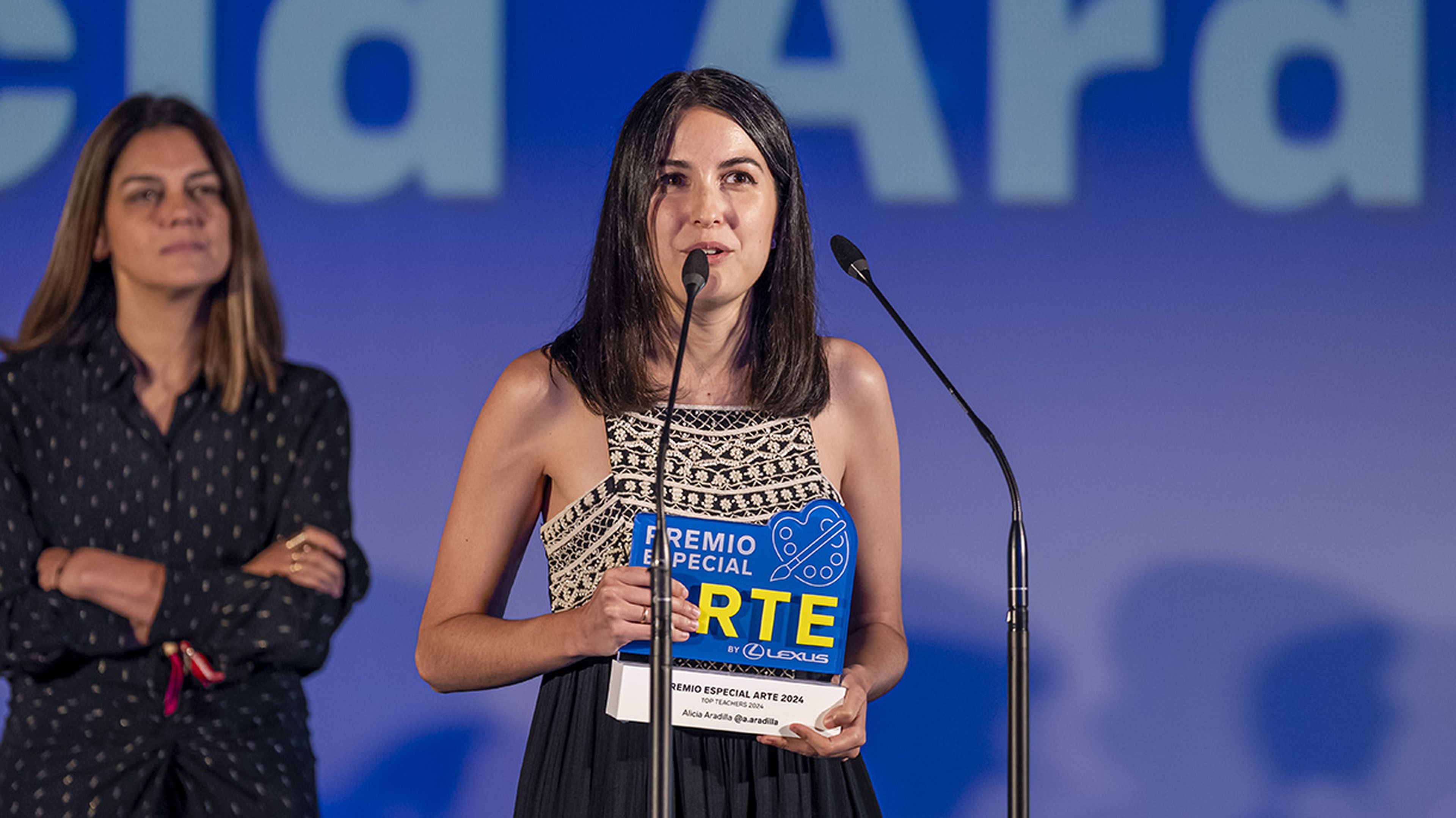 Alicia Aradilla recogió su premio a la mejor divulgadora de contenido digital sobre arte