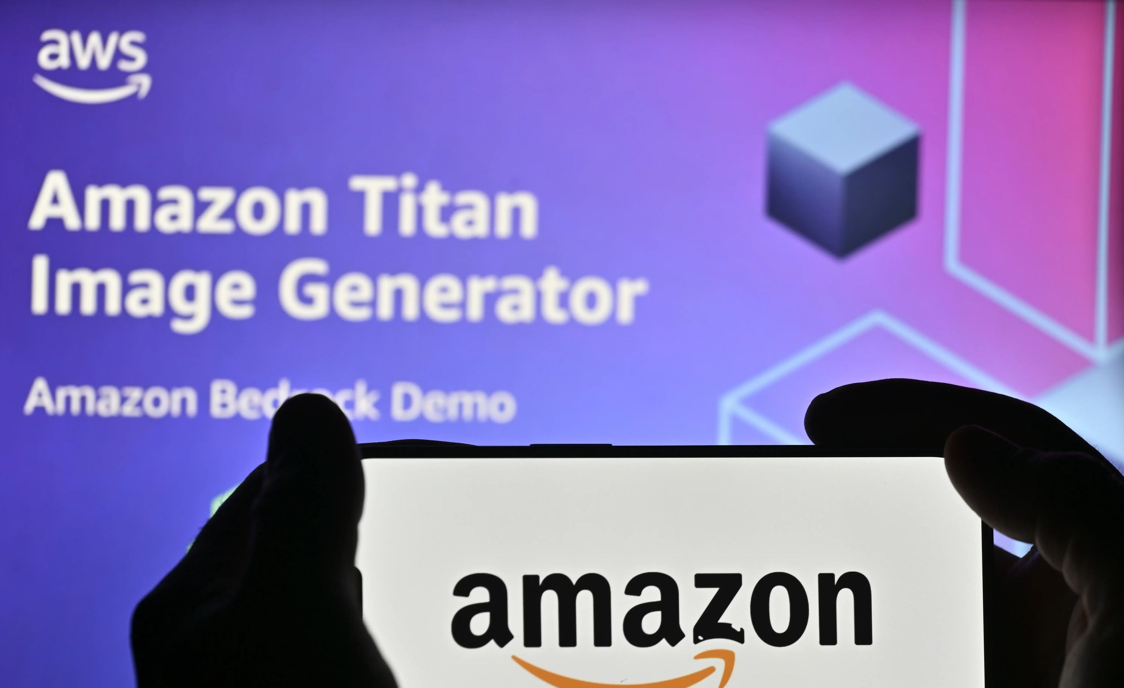 El generador de imágenes por IA de Amazon se llama Titan.