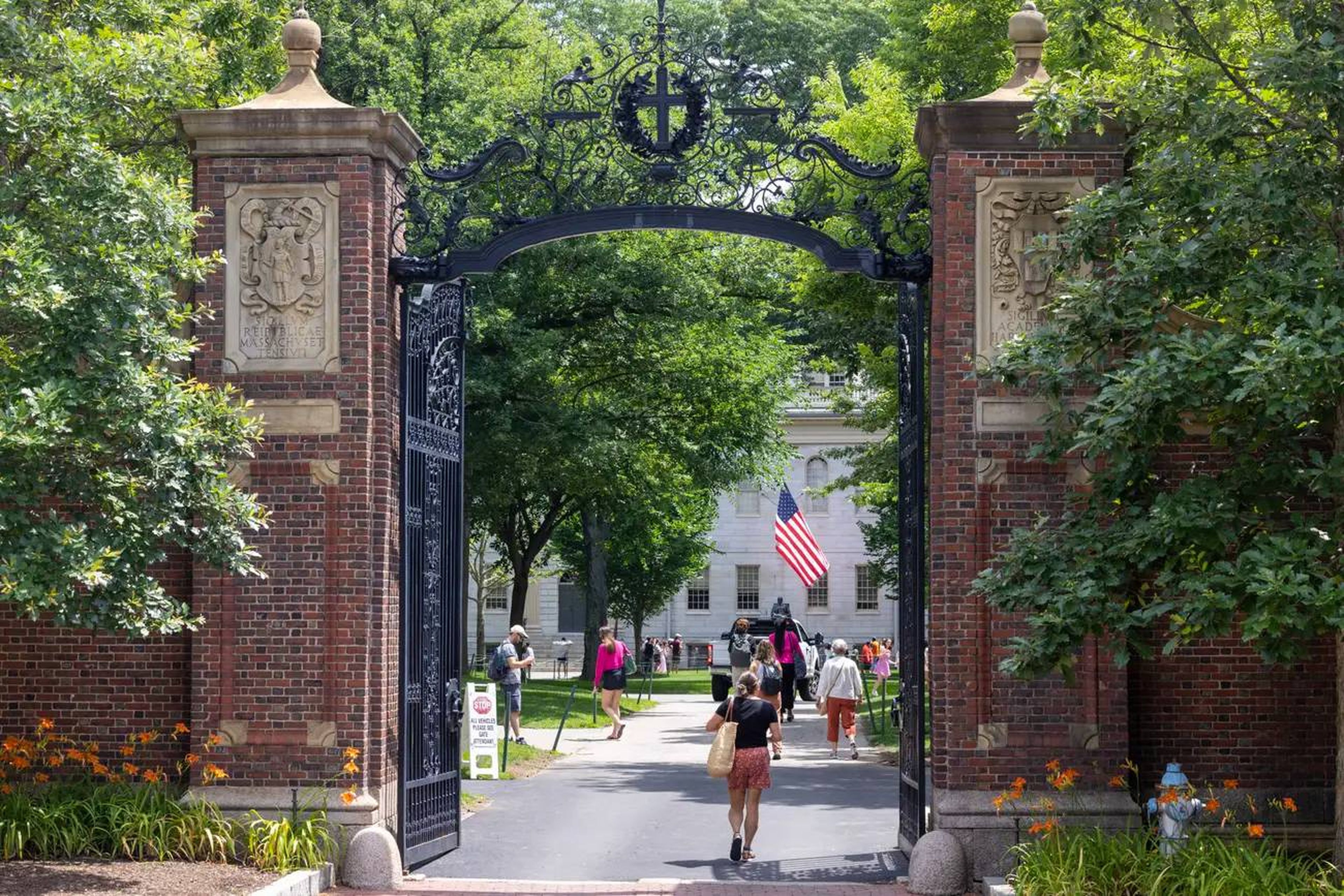Thefacebook rápidamente ganó popularidad en el campus de Harvard.