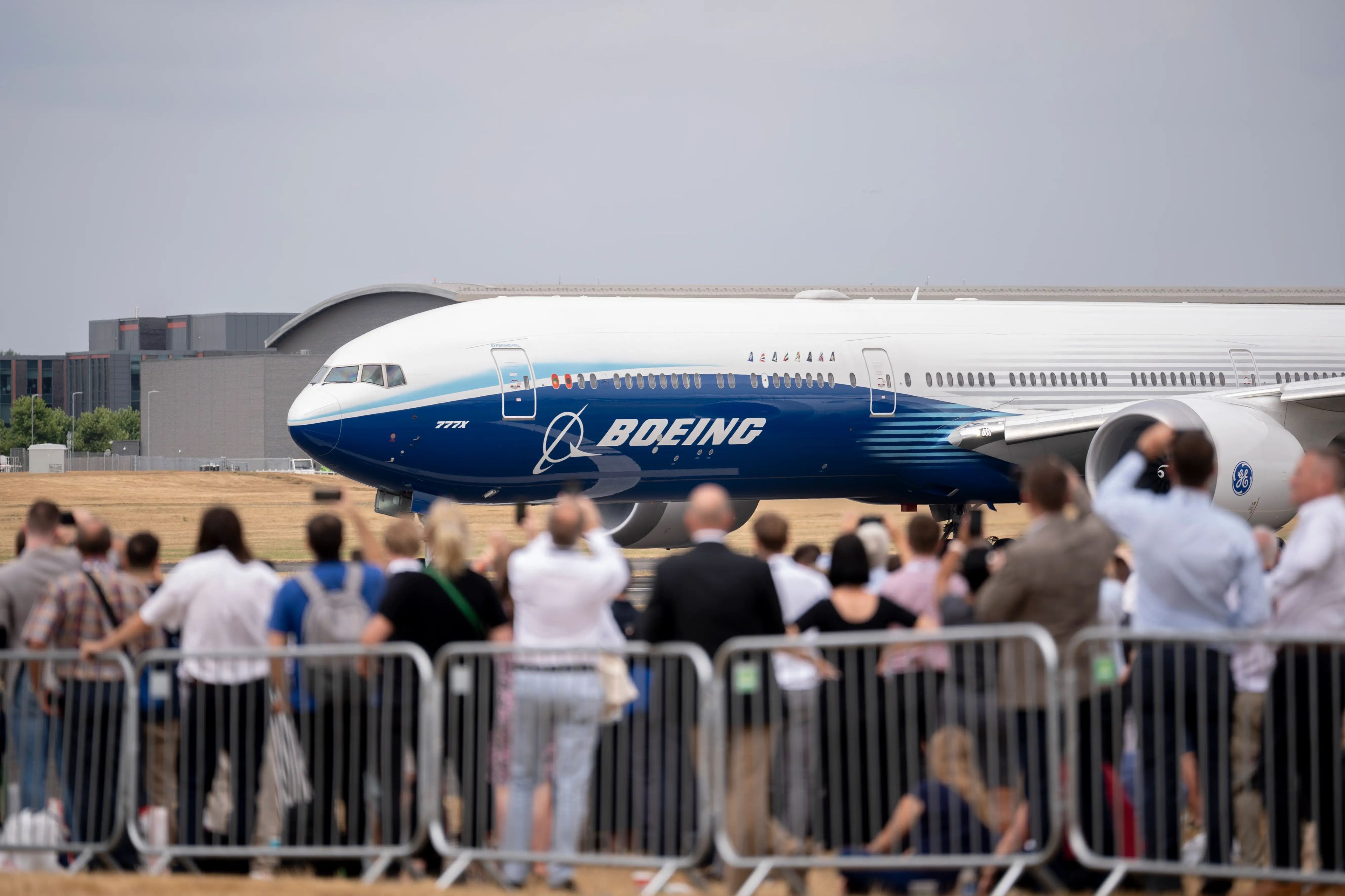 Un Boeing 777X en el Festival Aeronáutico de Farnborough de 2022. Este año, Boeing no hará acto de presencia, ya que se está centrando en sus problemas de seguridad.