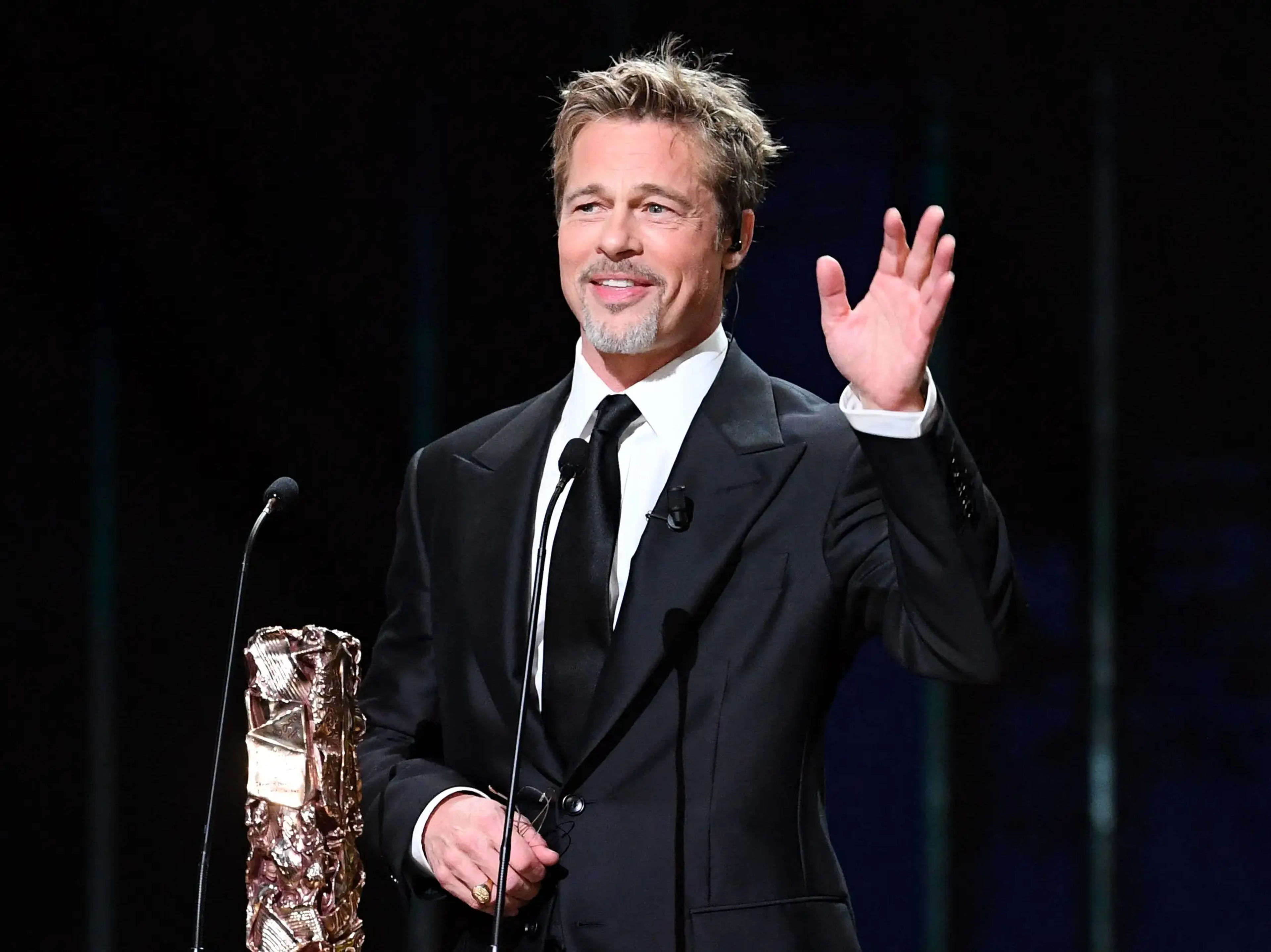 Brad Pitt en la 48ª ceremonia de los Premios César de Cine en París en febrero de 2023.