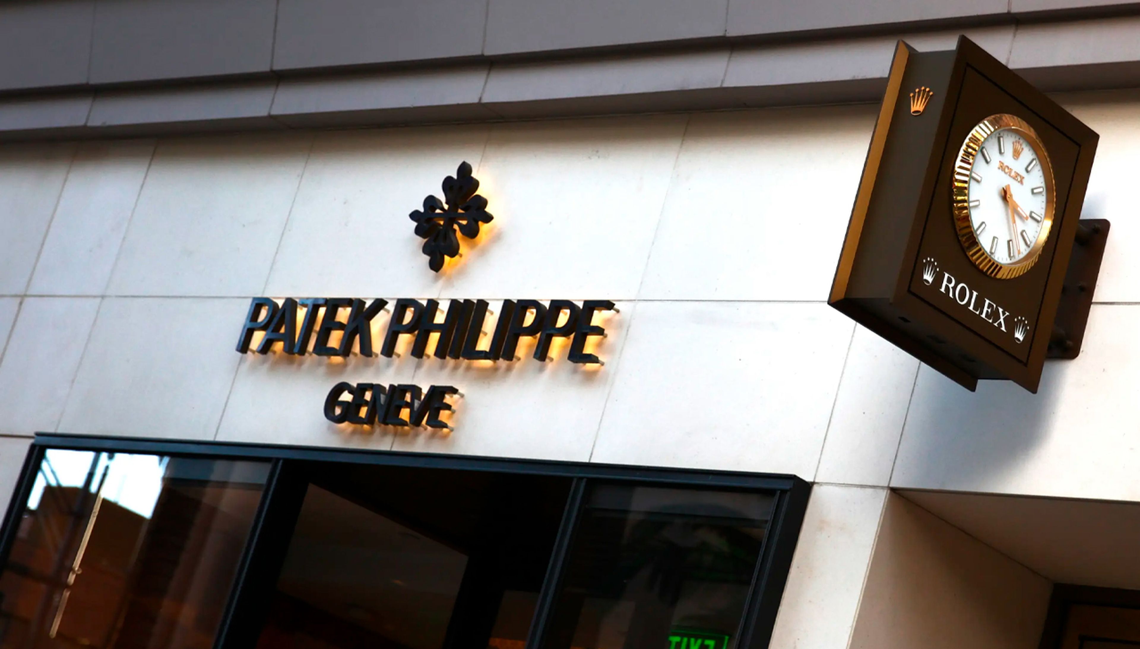 Los diseños de relojes Patek Philippe son bastante populares entre los hombres en 2024.