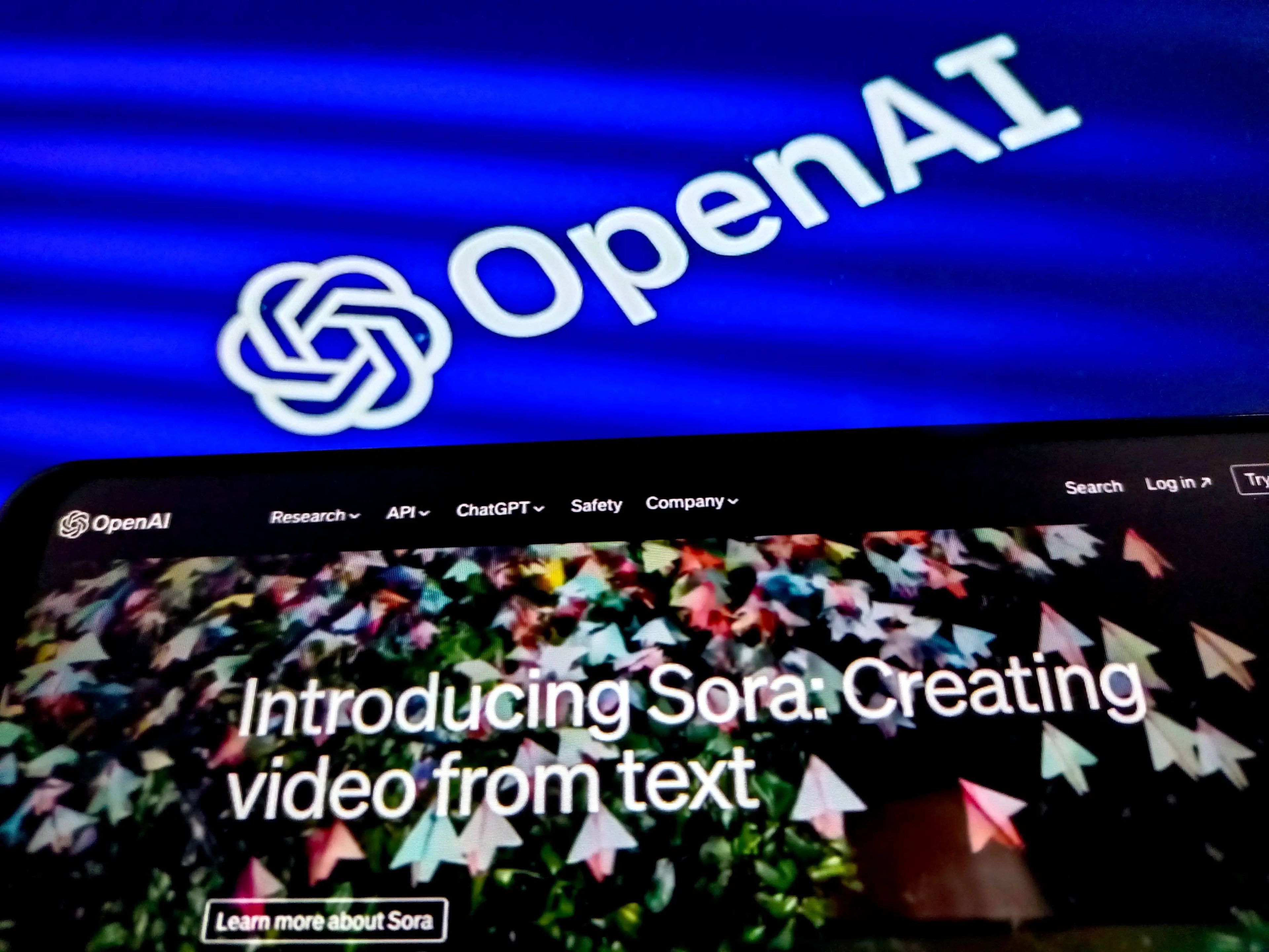 OpenAI compartió vídeos generados por Sora en febrero.