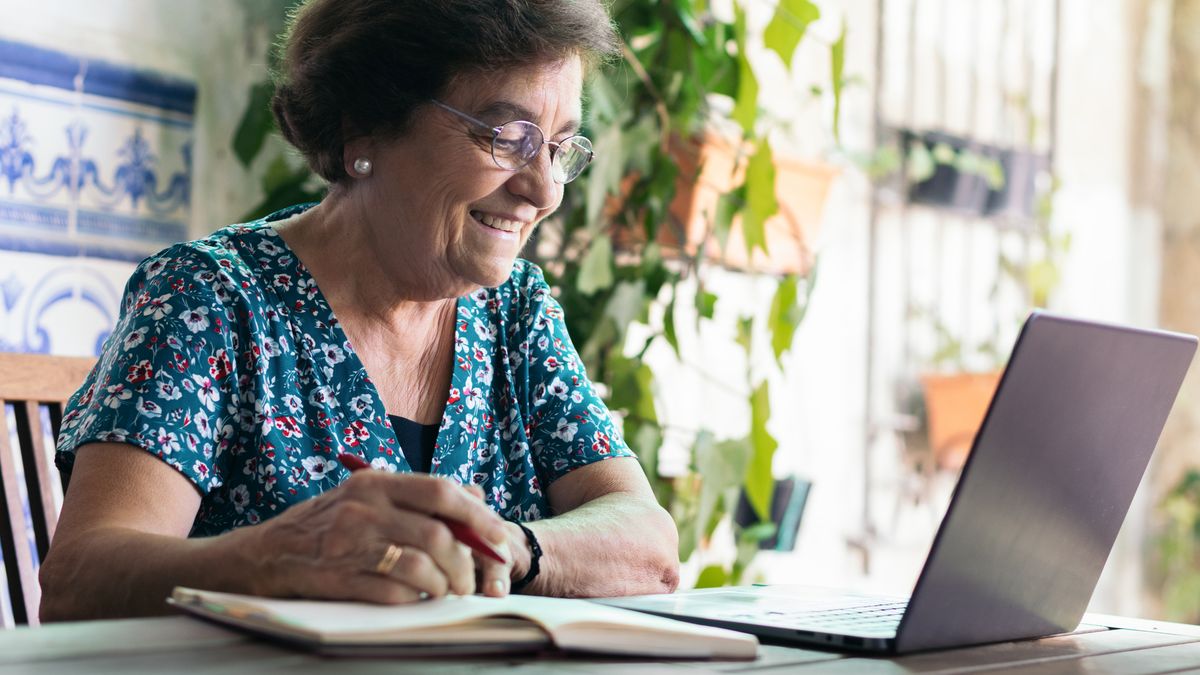 ¿Cuánto me queda de pensión si tengo 40 años cotizados y cuánto se cobra en 2024?