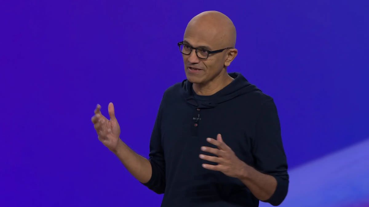 Las dos preguntas que Satya Nadella (Microsoft) hace siempre a otros CEO