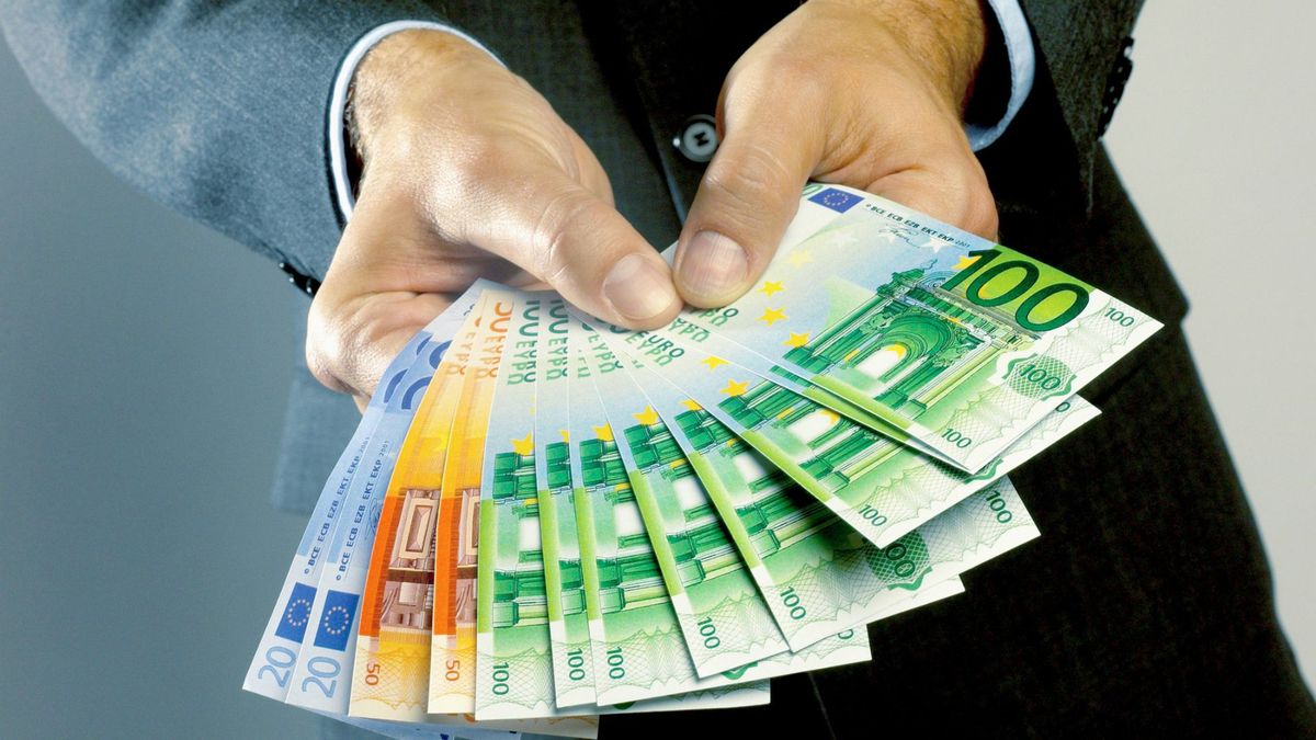 Las 11 estafas más comunes al enviar dinero y cómo evitarlas