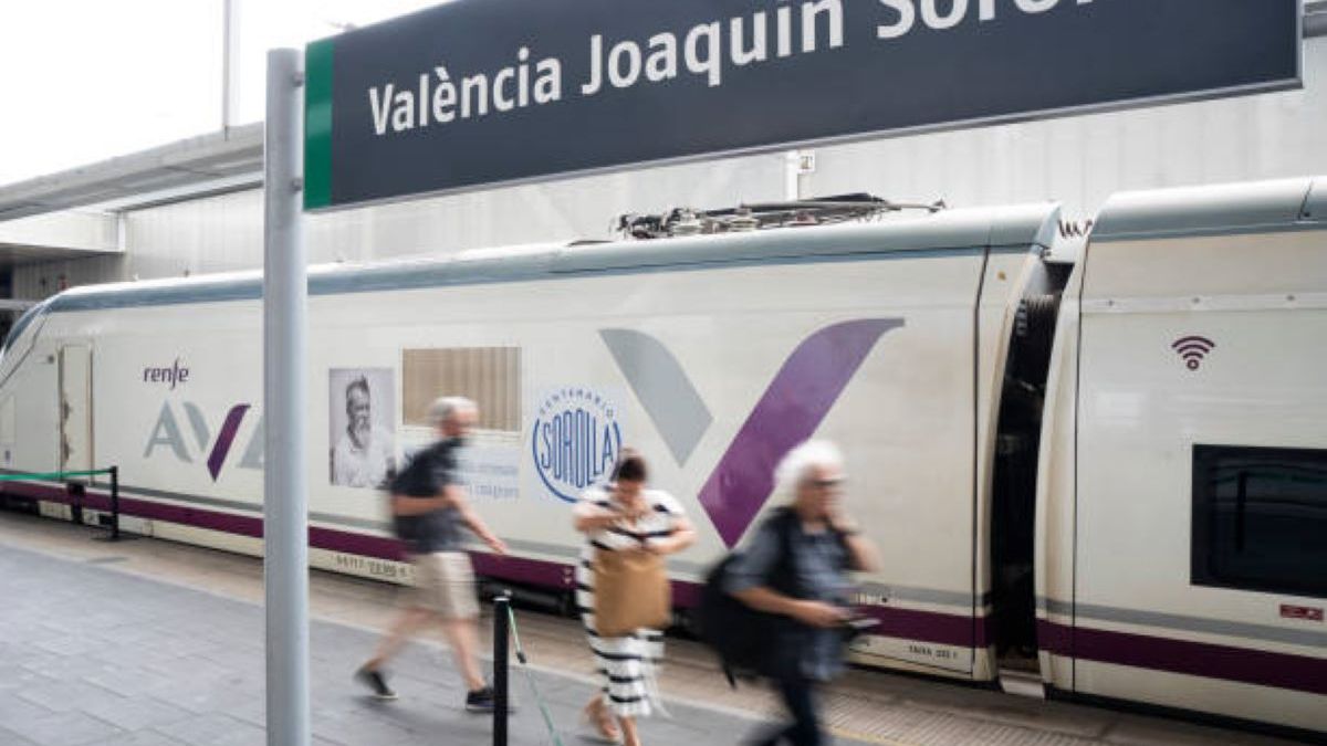 ¿Cuándo volverá a funcionar con normalidad el AVE, el metro y Renfe Cercanías en Valencia?