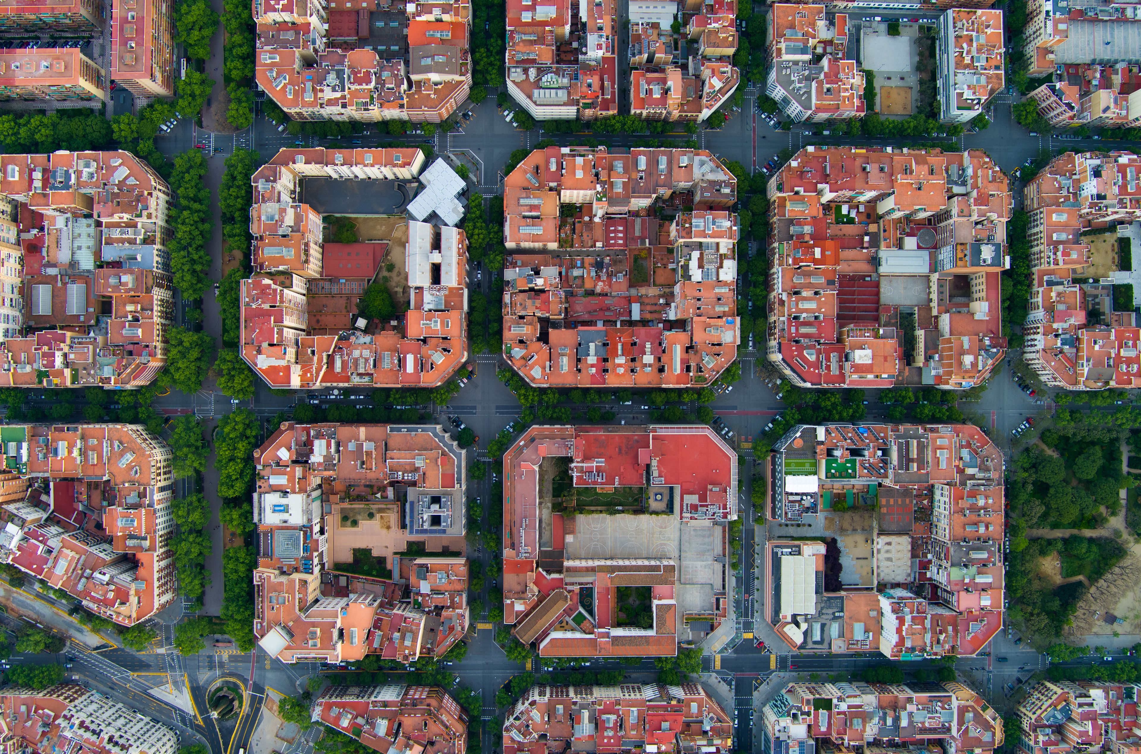 Vista cenital de edificios de viviendas en Barcelona