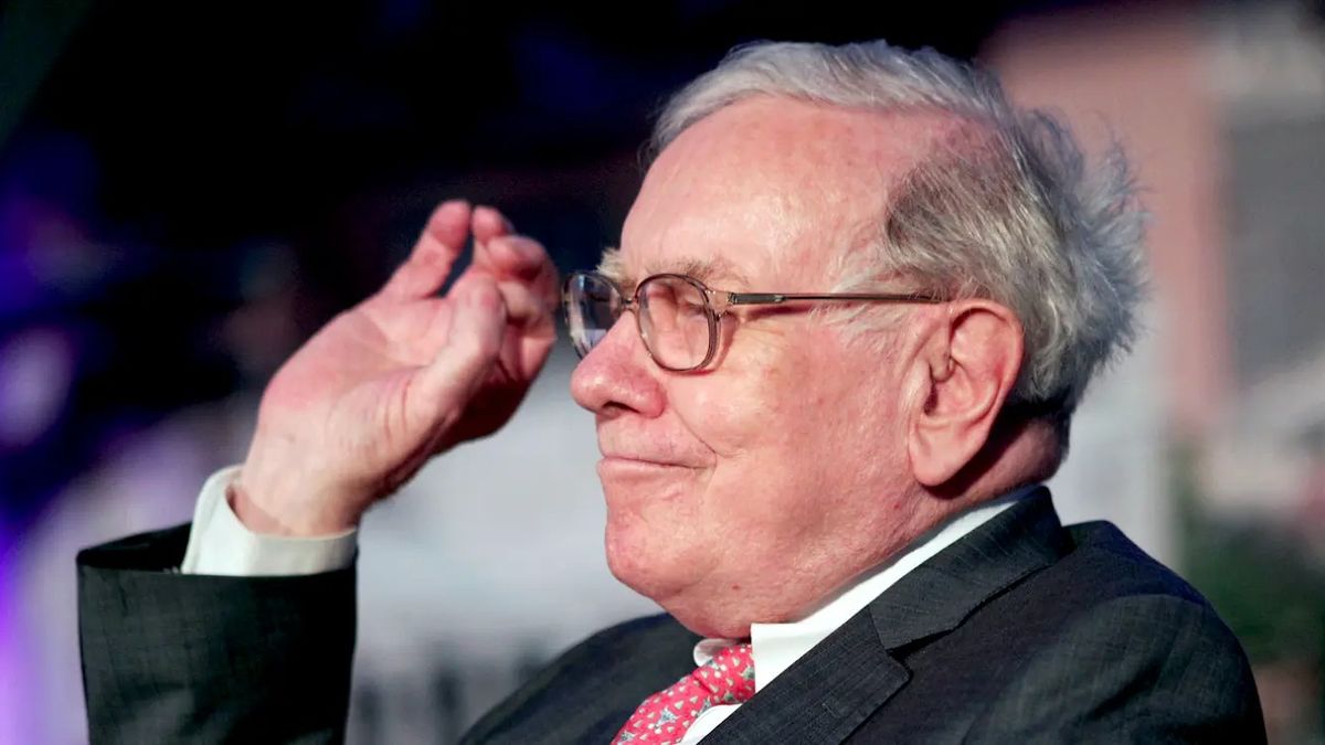 Warren Buffett apuesta por Domino&#39;s Pizza y Pool Corp: por qué tiene sentido su inversión