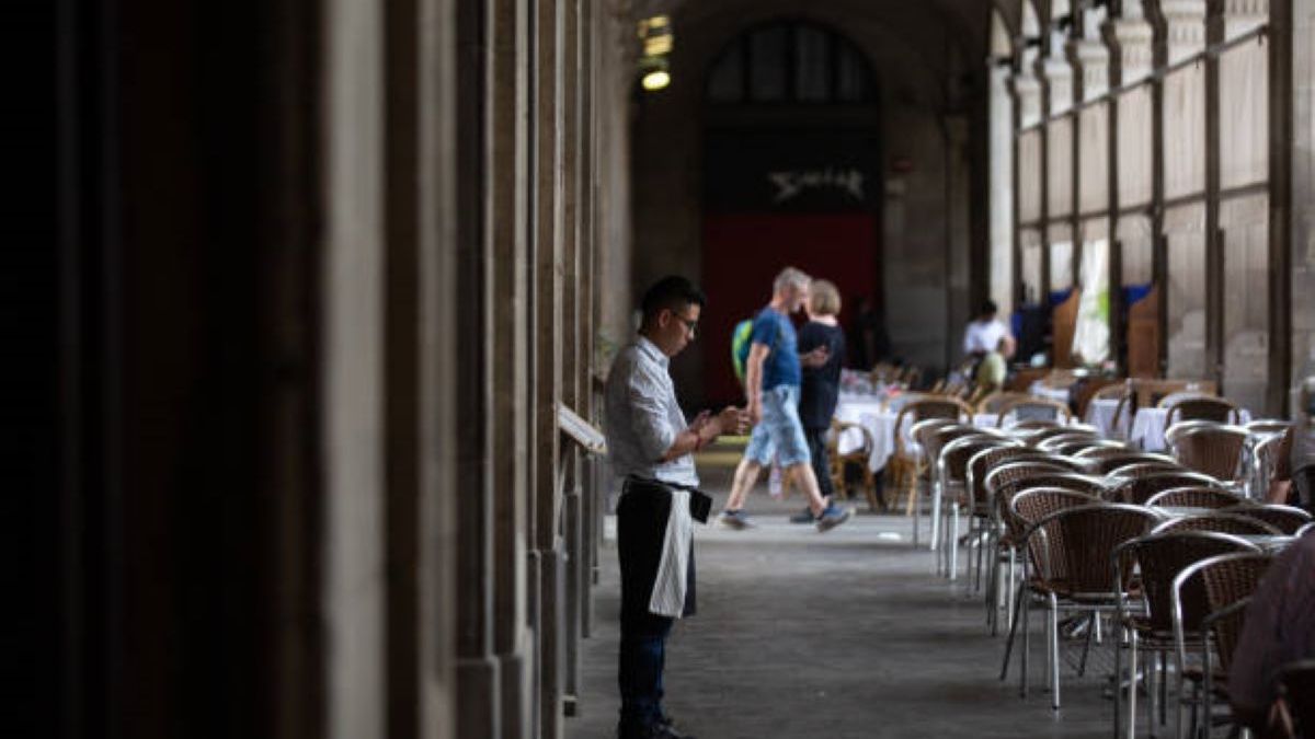 La mayoría de jóvenes españoles coinciden en la respuesta sobre sus ingresos: &quot;Es una basura&quot;