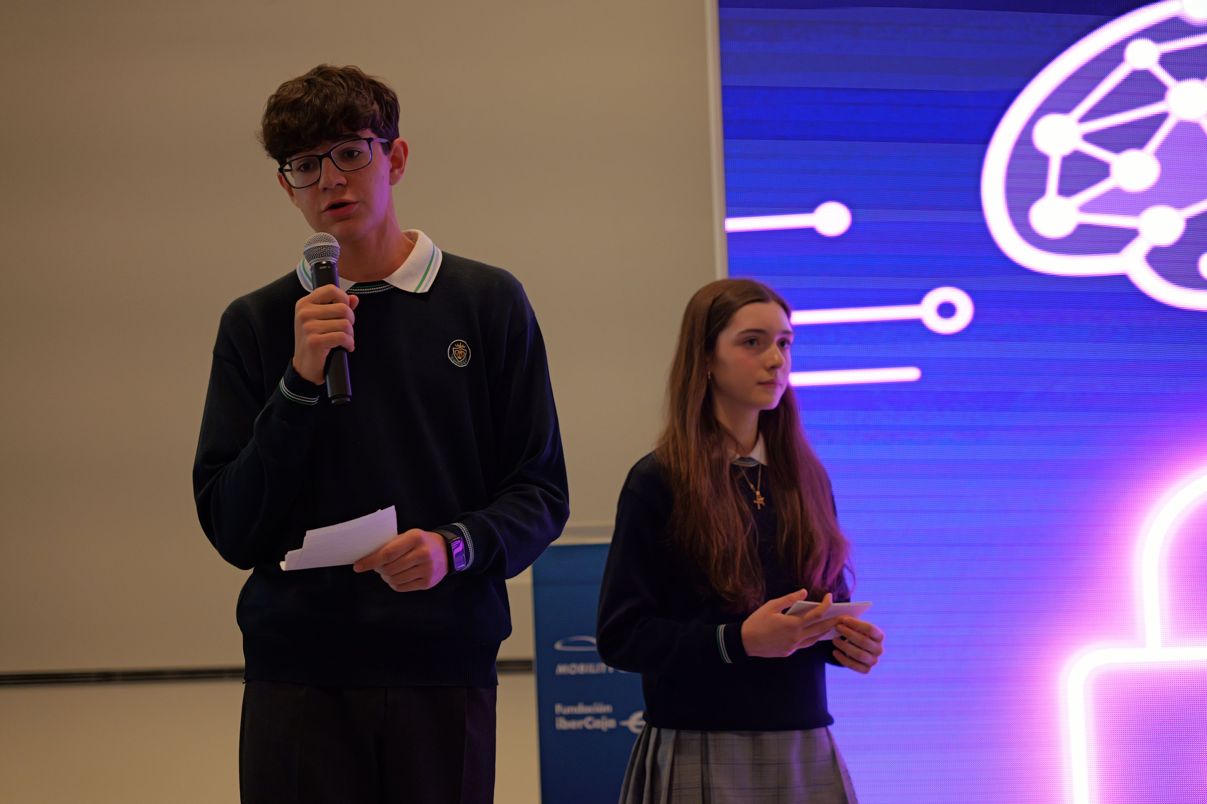 Foto de la presentación del primer premio 'Neurosight' del colegio Pureza de María (Madrid).