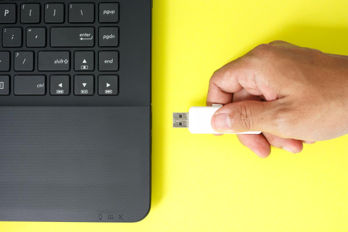 Cómo crear un USB de arranque con Windows 10 para tu ordenador