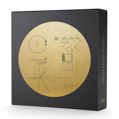 Portada de la recopilación "Voyage Golden Record 3xLP Box Set" producida por Ozma Records.