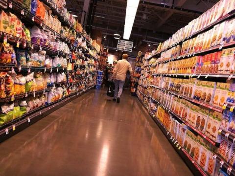 Estanterías de un supermercado
