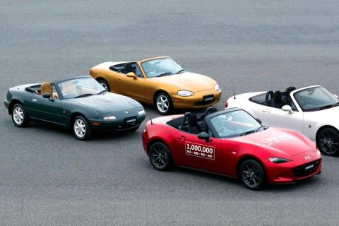 Las cuatro generaciones del Mazda MX-5. Las cuatro generaciones del Mazda MX-5.
