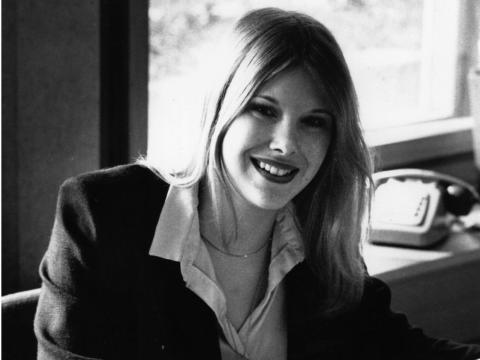 Women in the workplace opted for what Newsweek described as an "exaggerated masculine style of dress," famously epitomized by shoulder pads. Towering high heels also allowed women to attempt to make up for any height differences