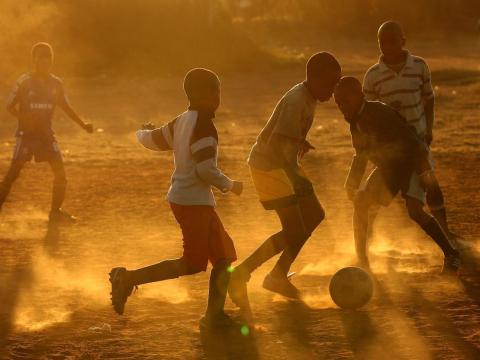 1.4 billion people are putting themselves at risk for disease by not exercising enough, according to a new report — here’s what you should be doing