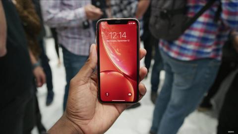 One of the more interesting new colors for the iPhone XR is "coral," which is like pink meets orange. Here it is from the front.