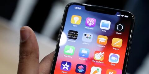 We tested the claims that the iPhone XS selfie camera makes faces look too smooth — check out the results for yourself We tested the claims that the iPhone XS selfie camera makes faces look too smooth — check out the results for yourself