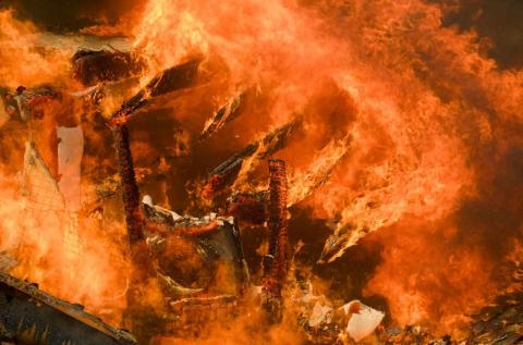 El incendio de Woolsey arrasó varias mansiones en Malibú, California.