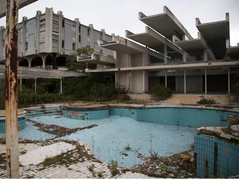 El hotel Haludovo Palace solía ser un lujoso refugio en el Mar Mediterráneo en la década de los 70.