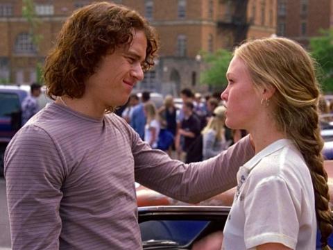 Julia Stiles and Heath Ledger in "10 Things I Hate About You."