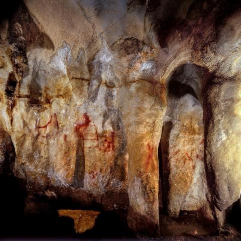 Pinturas neandertales en la Cueva de la Pasiega, en Cantabria.