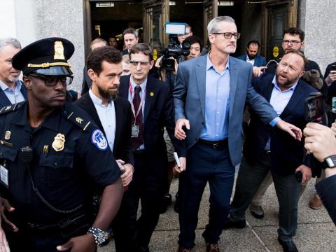 Twitter CEO Jack Dorsey mobbed in Washington.