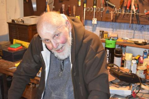 96-year-old Nobel Laureate Arthur Ashkin in his basement lab on December 21, 2018. Ashkin won half of the 2018 Nobel Prize in Physics for his work inventing optical tweezers in the late 1980s. 96-year-old Nobel Laureate Arthur Ashkin in his basement lab on December 21, 2018. Ashkin won half of the 2018 Nobel Prize in Physics for his work inventing optical tweezers in the late 1980s.