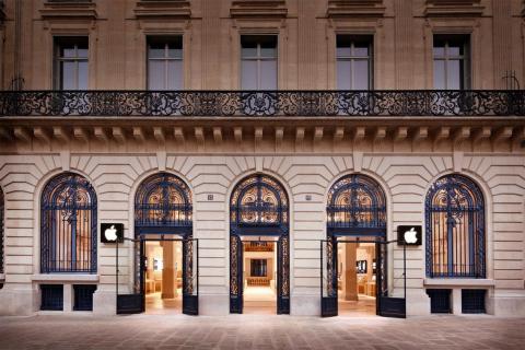 Apple opened a store in a refurbished bank building in Paris in 2010. The store is located just across the street from a famous opera house.