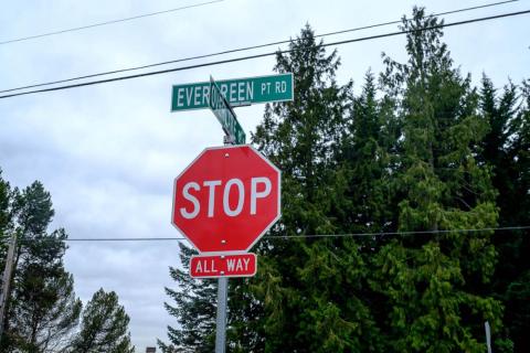 The best-known street in the city is Evergreen Point Road. Because the road runs along the water, it is a who's who of luxury real estate. Jeff Bezos, Bill Gates, and several Microsoft executives live on the street.
