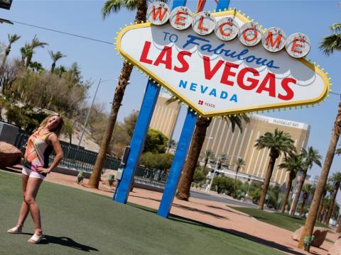 Looking to get the perfect picture with the "Welcome to Fabulous Las Vegas" sign?