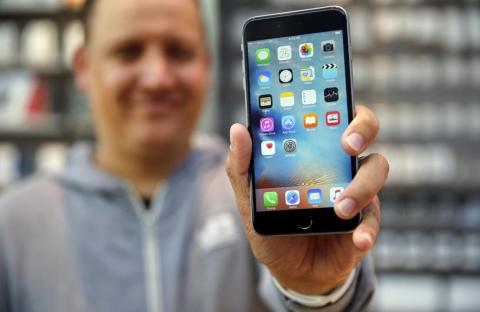 Clear your iPhone's cache, and you could see your device running faster. Clear your iPhone's cache, and you could see your device running faster.