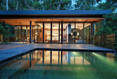 Hotel Six Senses Krabey Island. Hotel Six Senses Krabey Island.